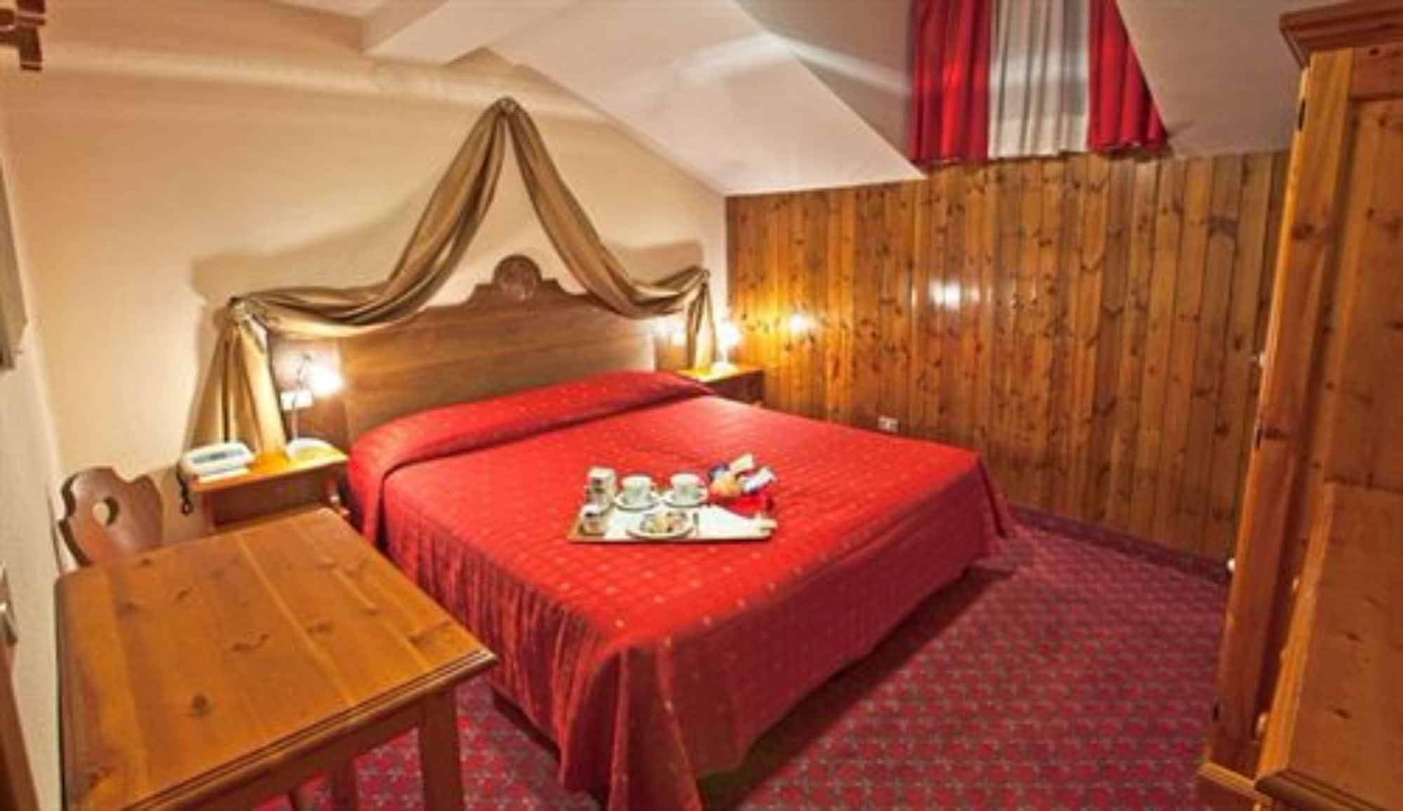 Hotel Курмайор Экстерьер фото