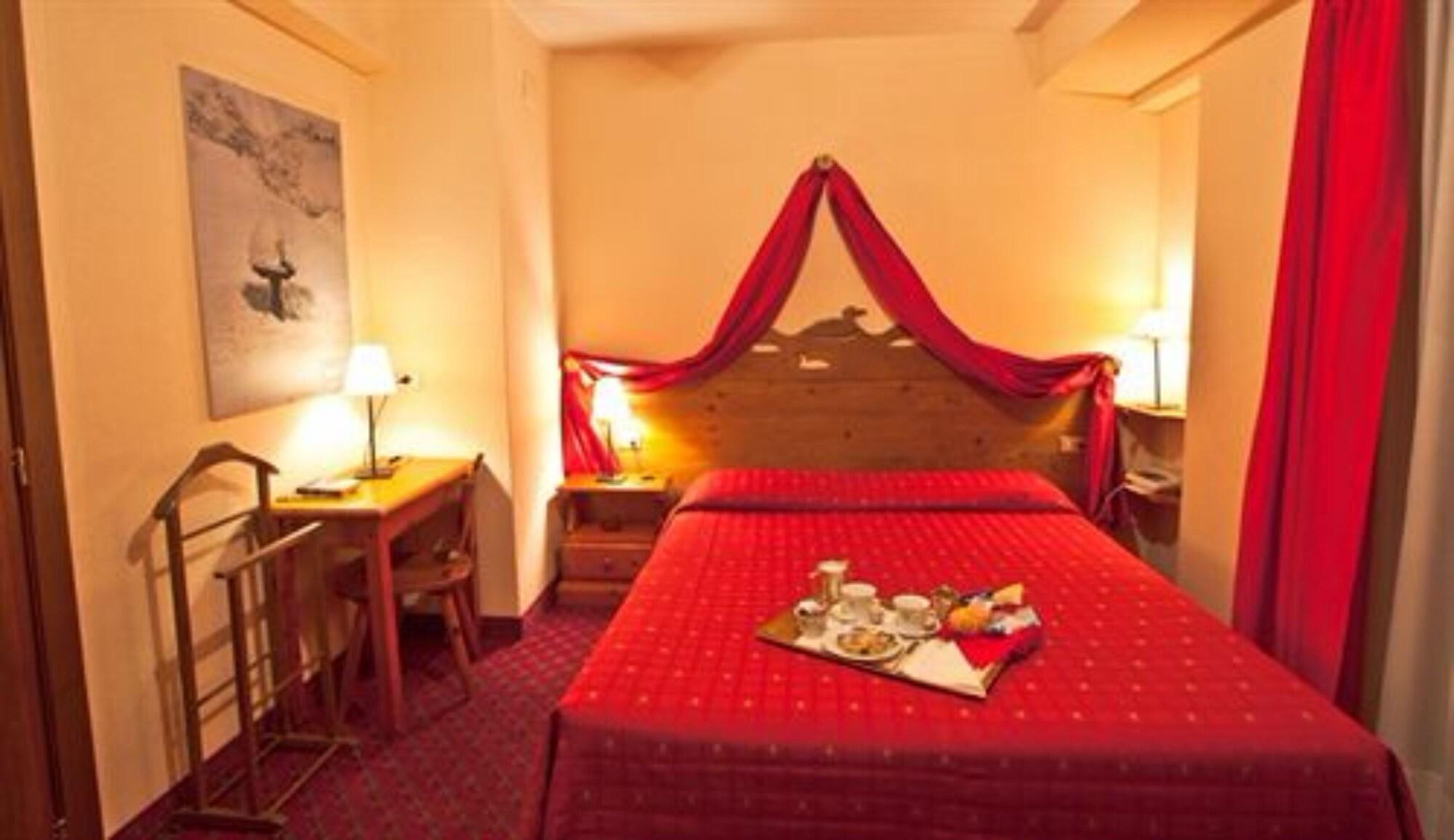 Hotel Курмайор Экстерьер фото